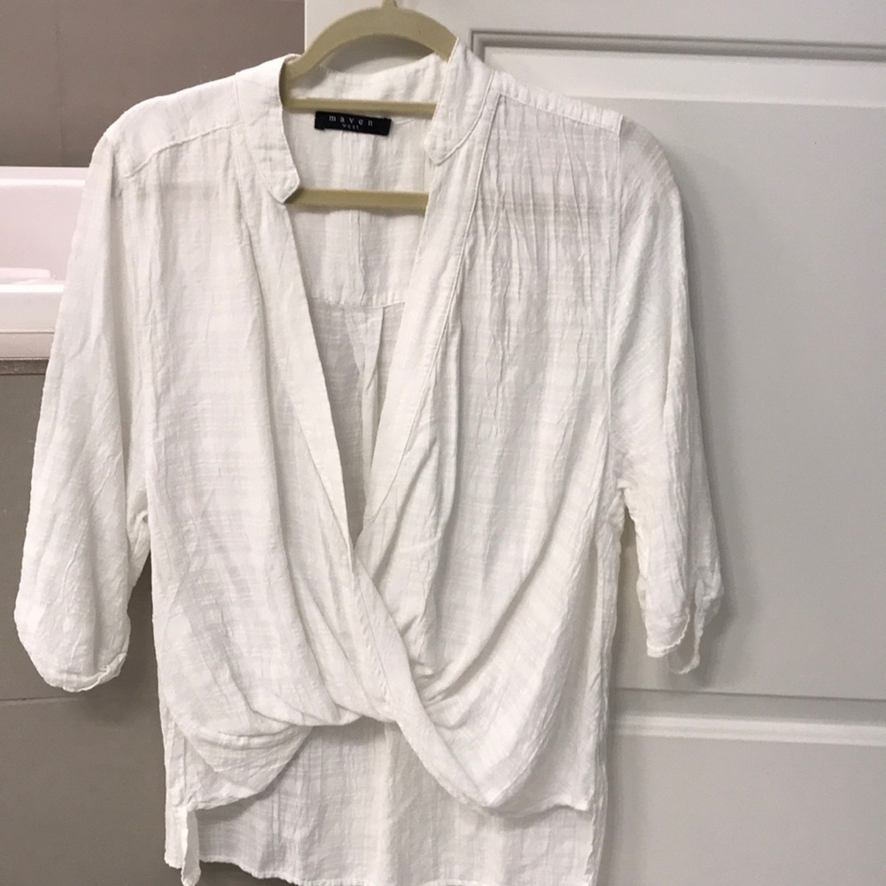Maven West Twist Top